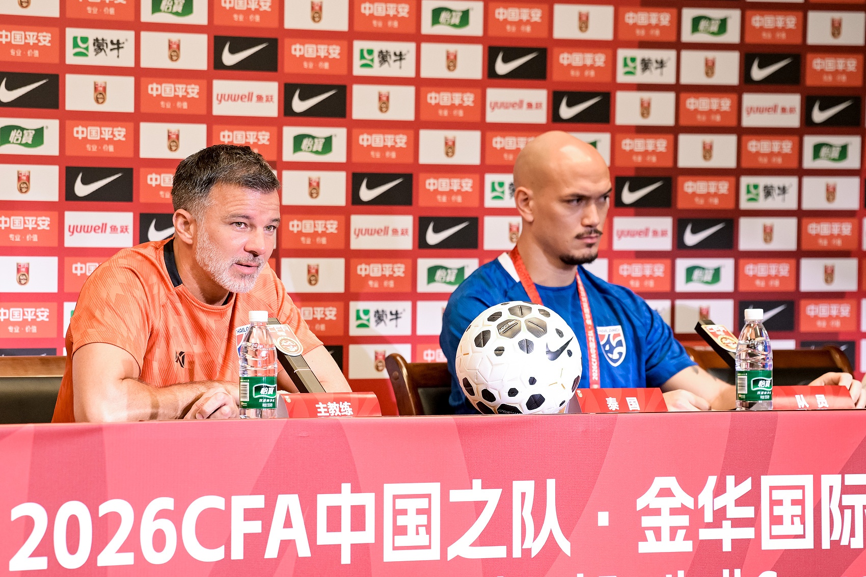 尼克斯和马刺雷霆