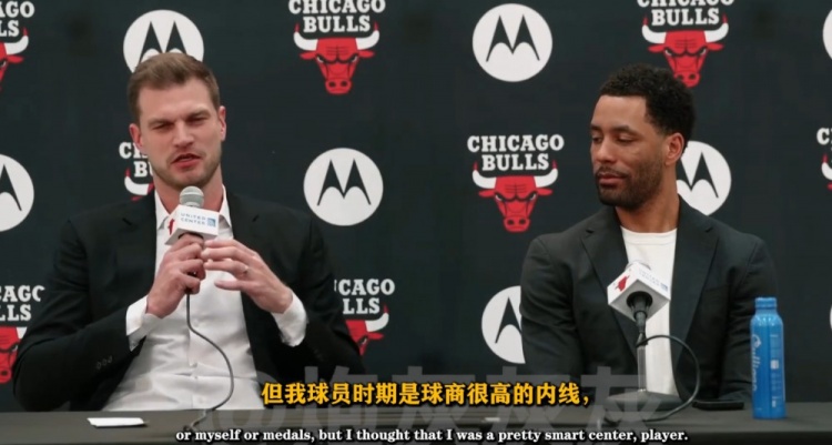 斯普利特：我不是自夸 但我是球商很高的中锋