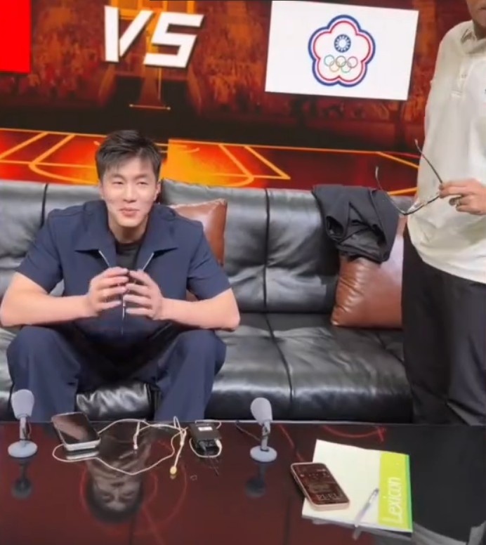 郭艾伦：不清楚能否继续打球 但还没打够