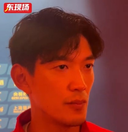 海港2-0申花,颜骏凌:德比拼心态,申花变阵未奏效 海港2-0申花,颜骏凌:德比拼心态,申花变阵未奏效