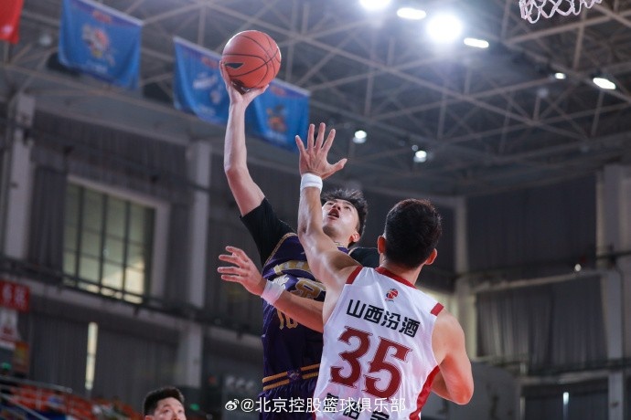罗汉琛空砍20+11 北控78-84负山西 罗汉琛空砍20+11 北控78-84负山西
