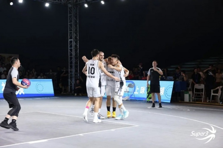 成都和众问鼎B档 上海久事首度无缘八强 成都和众问鼎B档 上海久事首度无缘八强
