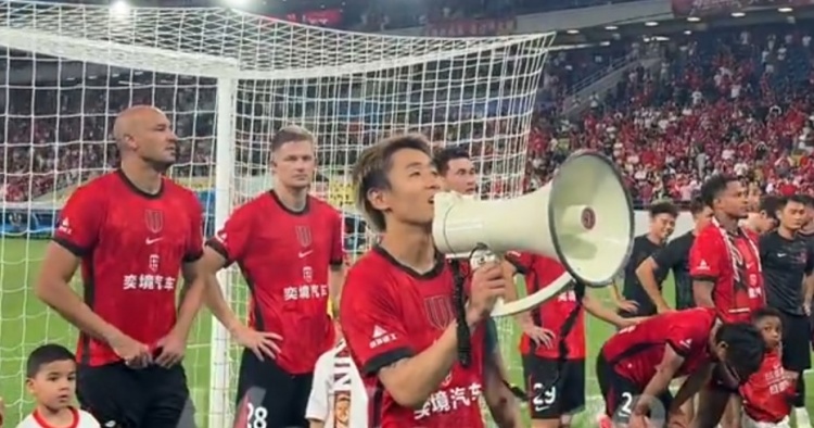 韦世豪喊话：球员+球迷才能发挥全部力量，下轮把冠军带回成都