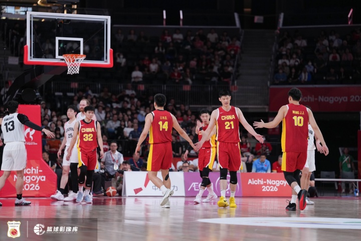 中国篮球之队:失利令人心情沉重 全队深刻总结&全力打好后续比赛 中国篮球之队:失利令人心情沉重 全队深刻总结&全力打好后续比赛